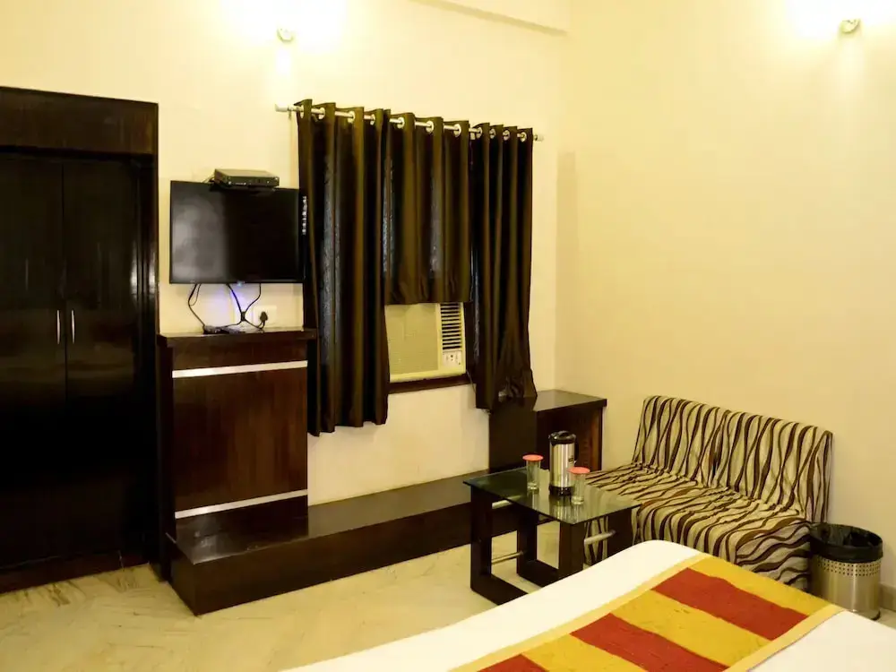 Джайпур: OYO 5963 Hotel Kartikey