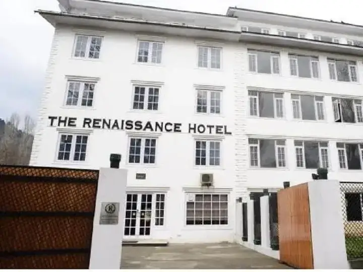 Шринагар: The Resident Hotel