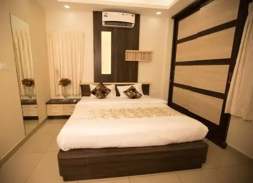 Бангалор: Benaka Suites