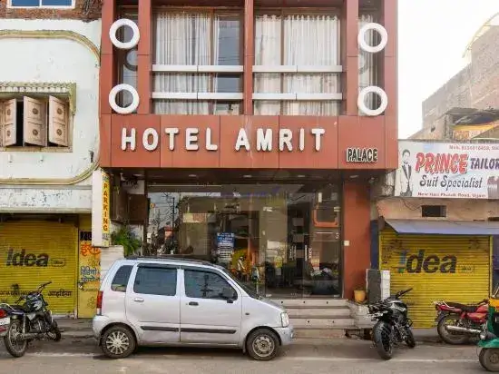 Hotel Amrit — фото 1