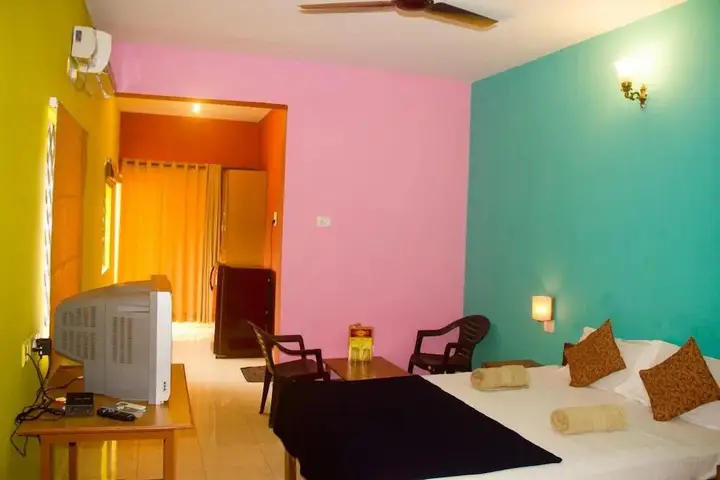 Кандолим: Nirvah Candolim Beach Holiday Stay