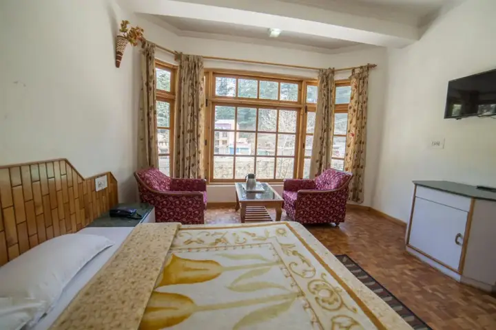 Лех: Hotel Satkar Residency