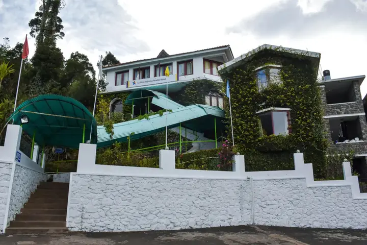 Кодайканал: La Flora Highland Paradise - Kodaikanal