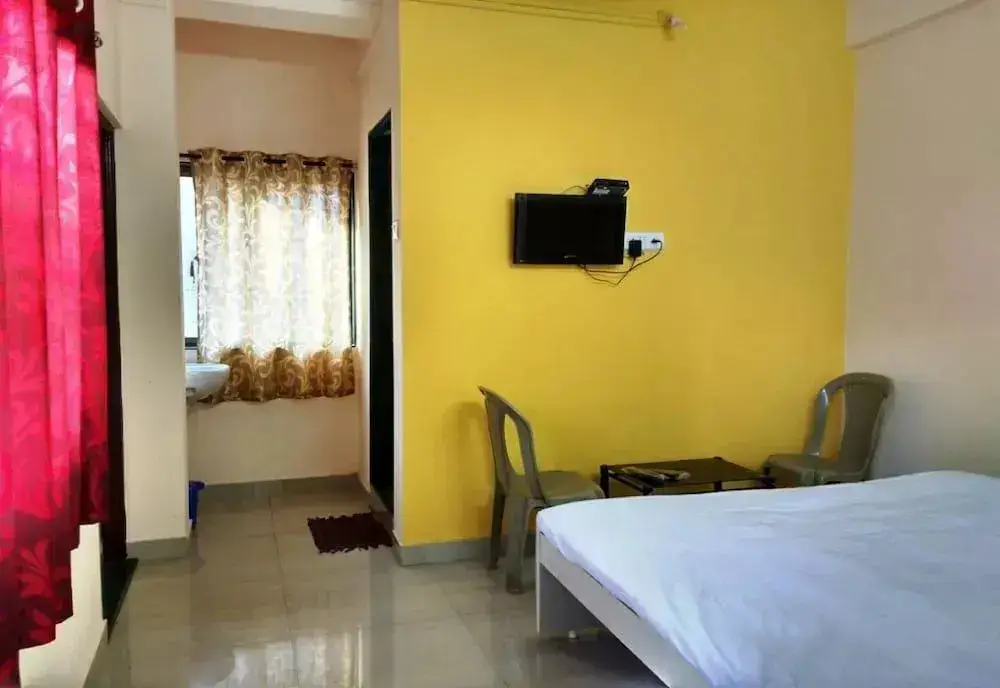 Ратнагири: Center Point Residency