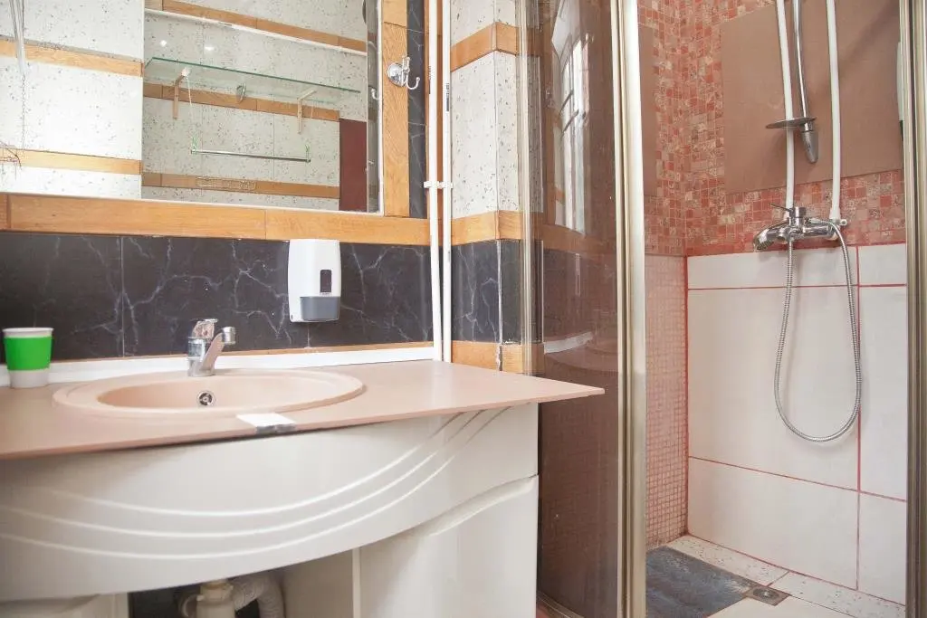 Москва: KvartiraSvobodna na Komsomol'skoj Apartaments