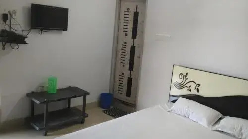 Гайя: Hotel Prem