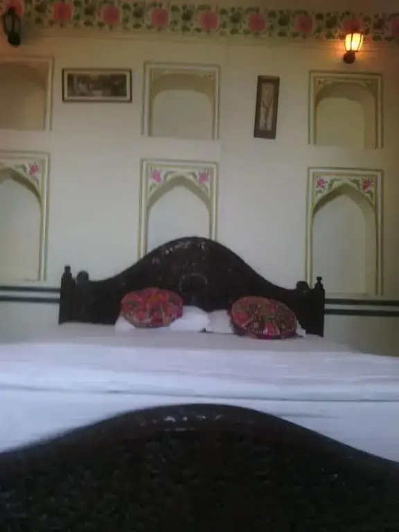 Навалгарх: Hotel Royal Rest