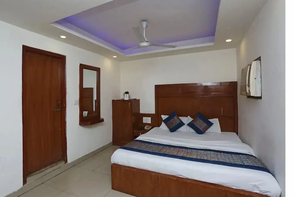 Нью-Дели: Vishal Hotel By Comfort Rooms
