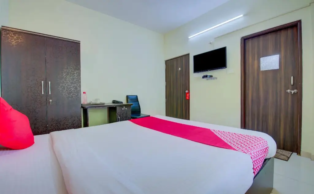 Пуна: Treebo E Serai Pune