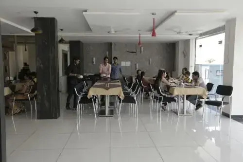 Удджайн: Hotel Crystal Inn