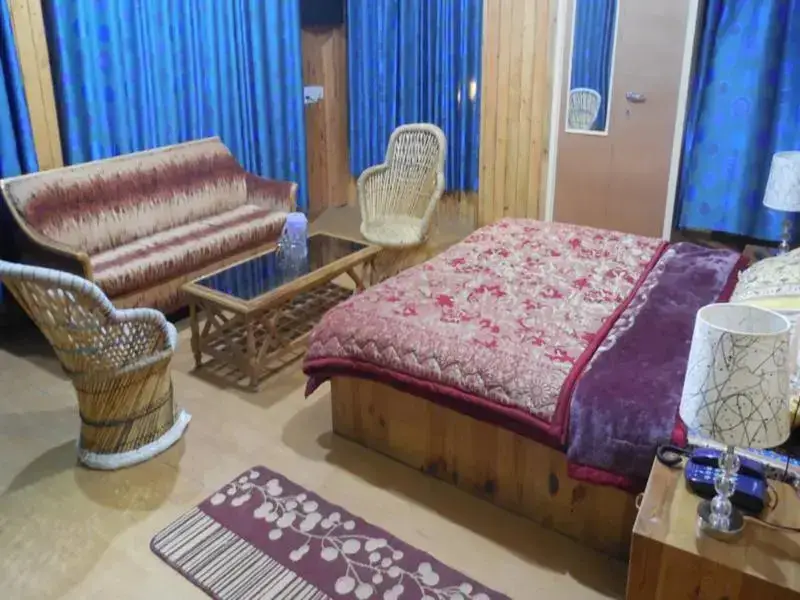 Манали: Pitambera Cottage