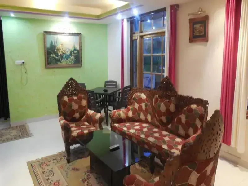 Манали: Pitambera Cottage