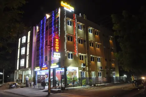 Hotel Amirtham Inn — фото 1