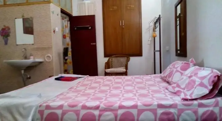 Пудучерри: Nila Home Stay cv