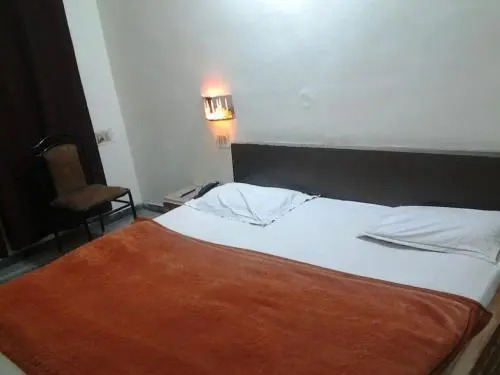 Индаур: Hotel Rama Inn