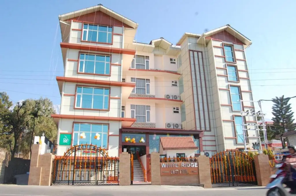 Кангра: White Ridge Hotel