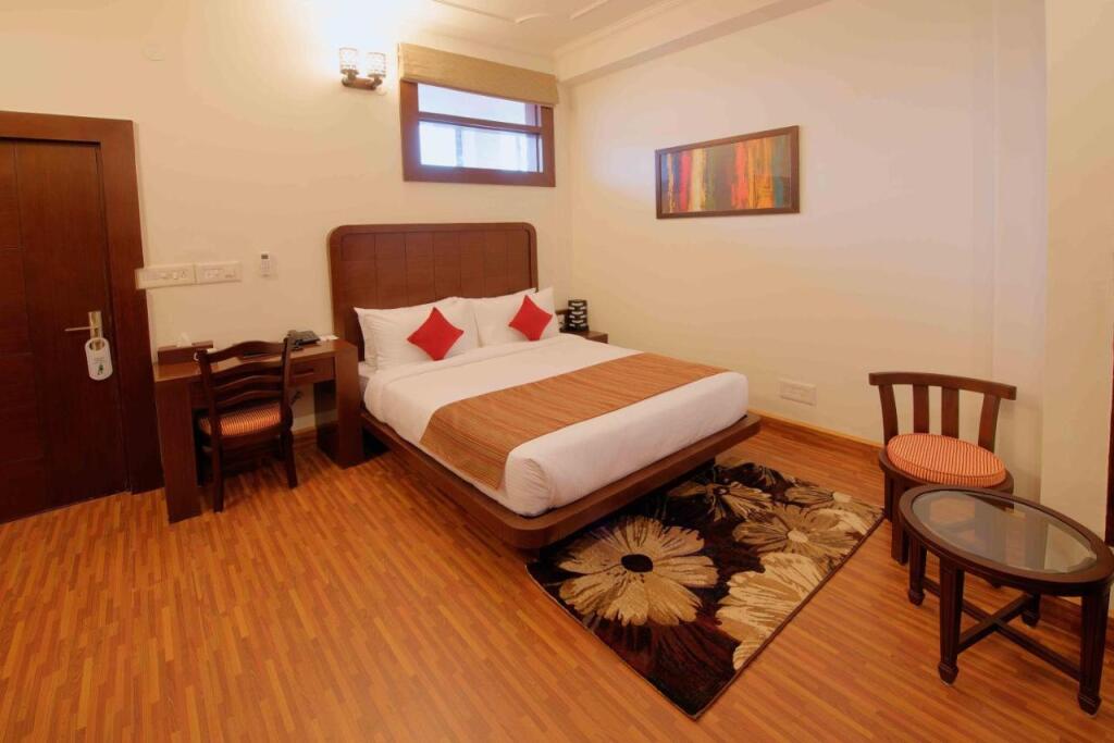 Кангра: White Ridge Hotel