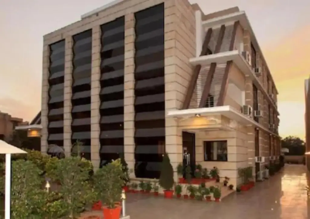 The Claire Hotel, Gurgaon — фото 1