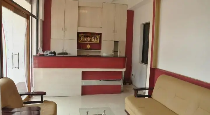 Пунди: Vekaay's Residency Hotel