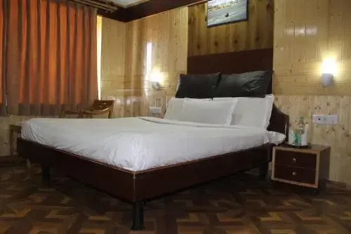 Гульмарг: Fluorescence Hotel & Restaurant