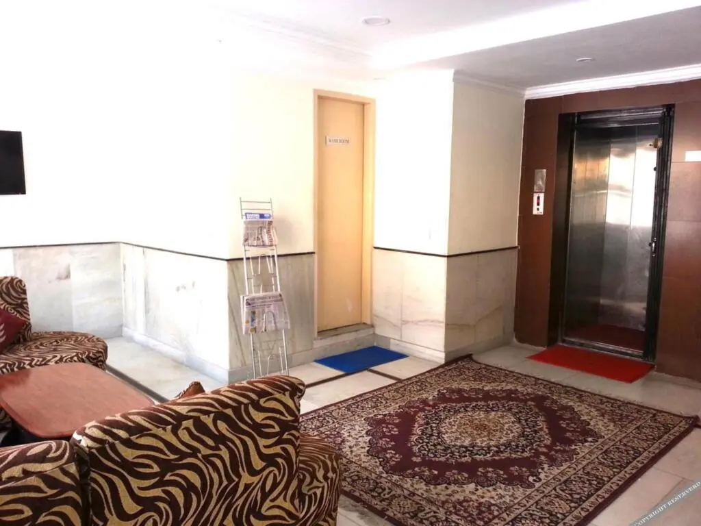 Нью-Дели: OYO 22135 Hotel Kanishka Palace