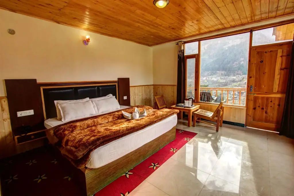 Манали: Hotel Mountain Face by Snow City Hotels