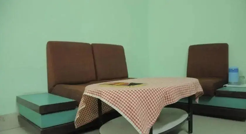 Нагпур: Hotel Blue Moon