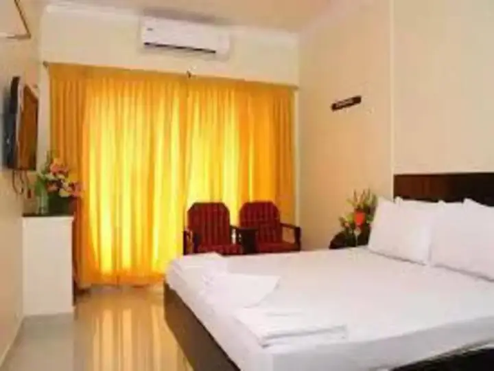 Eraniel: Hotel Bharani