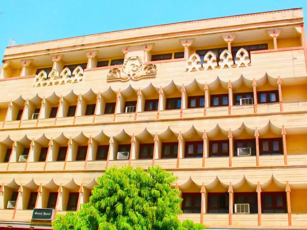 Hotel Goyal — фото 1
