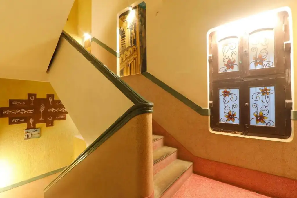 Варанаси: Hotel East View