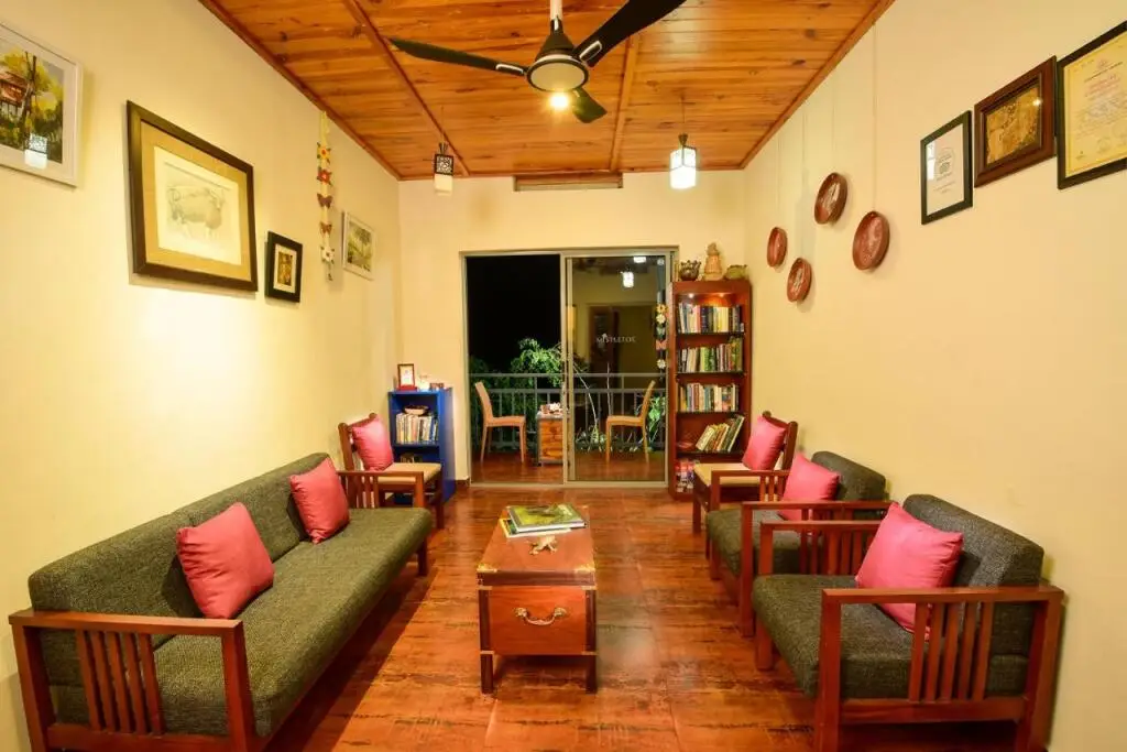 Mistletoe Homestay & Cafe — фото 1