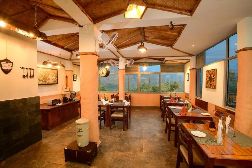Муннар: Mistletoe Homestay & Cafe