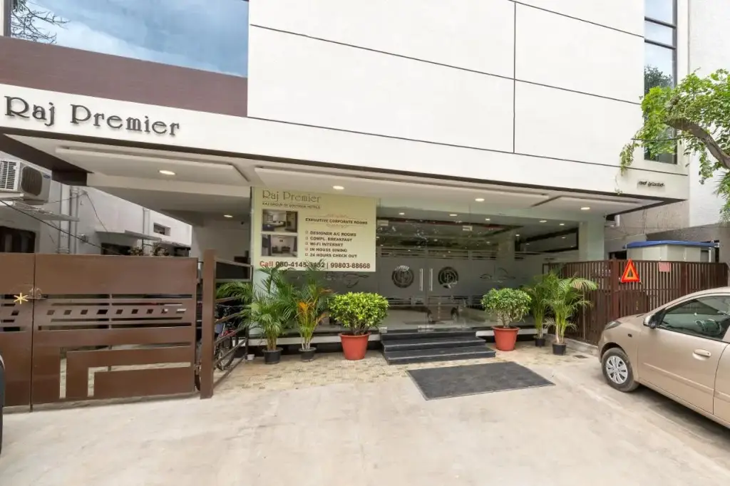 Treebo Raj Premier, Indiranagar — фото 1