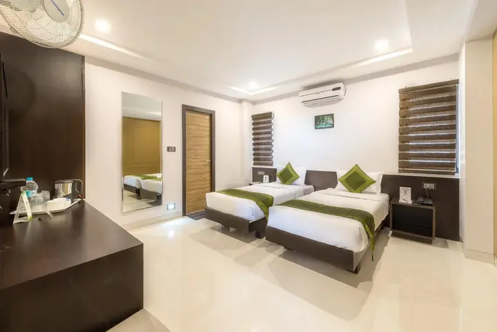 Бангалор: Treebo Raj Premier, Indiranagar