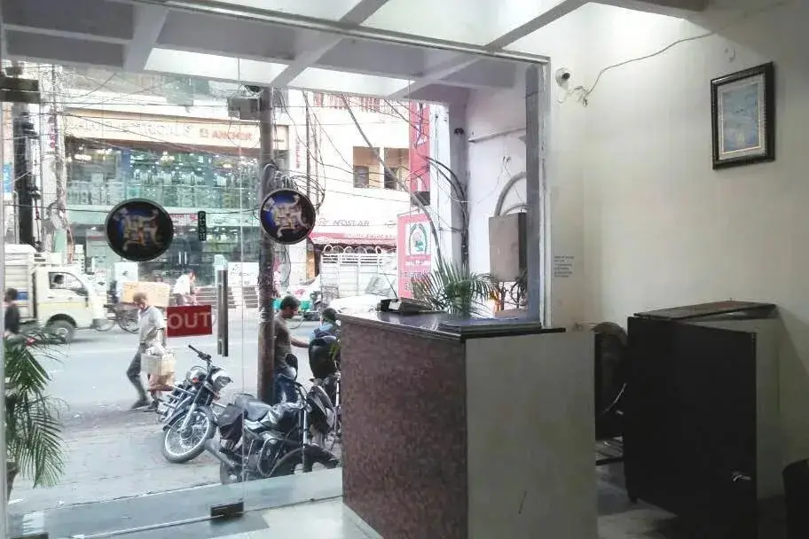 Лакхнау: Hotel Amar Prem
