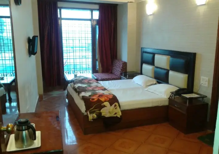 Массури: Hotel Paradise Continental