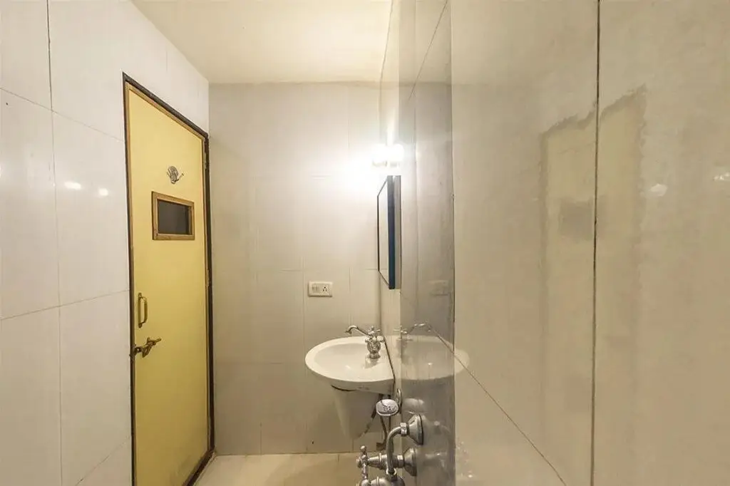 Пуна: Hotel Suryananda Executive