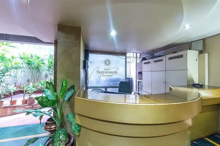Пуна: Hotel Suryananda Executive