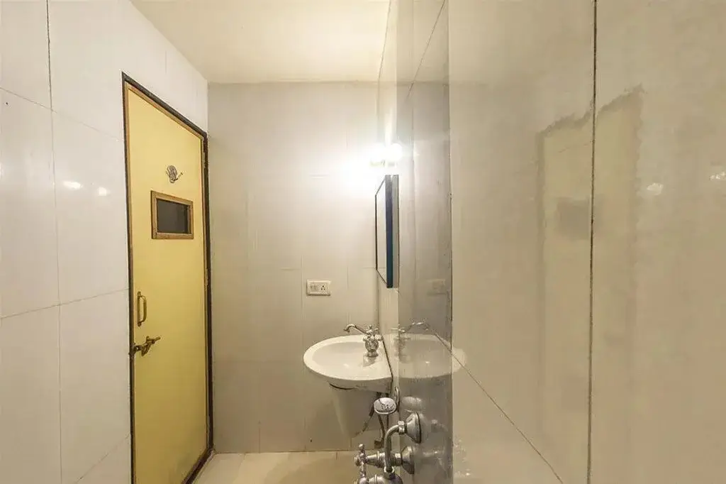 Пуна: Hotel Suryananda Executive