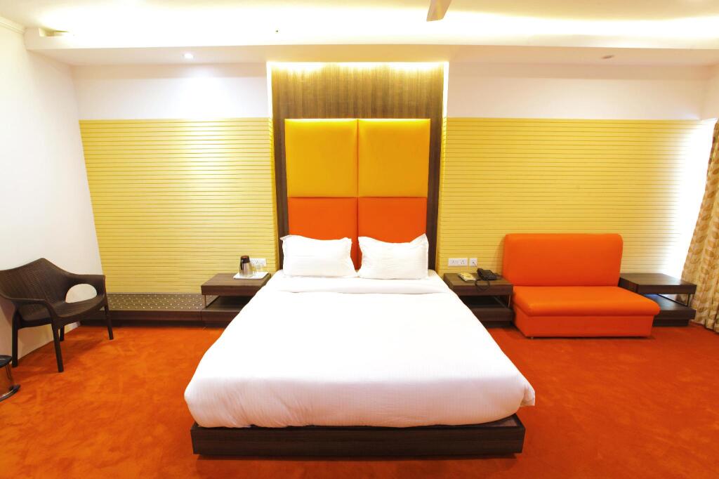Вриндаван: Hotel Santosh Dham