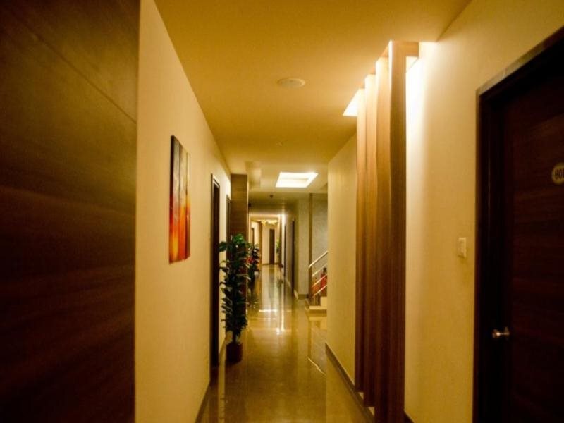 Соманур: Hotel Maniam Classic