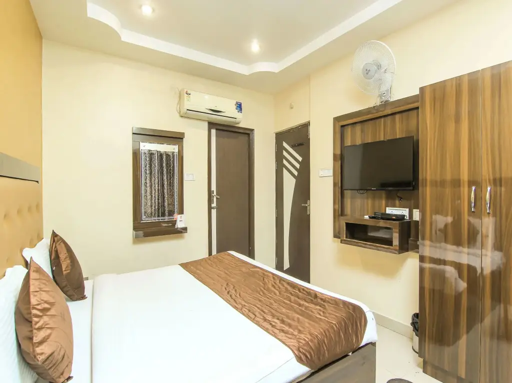 Лакхнау: OYO 2000 Hotel Yash