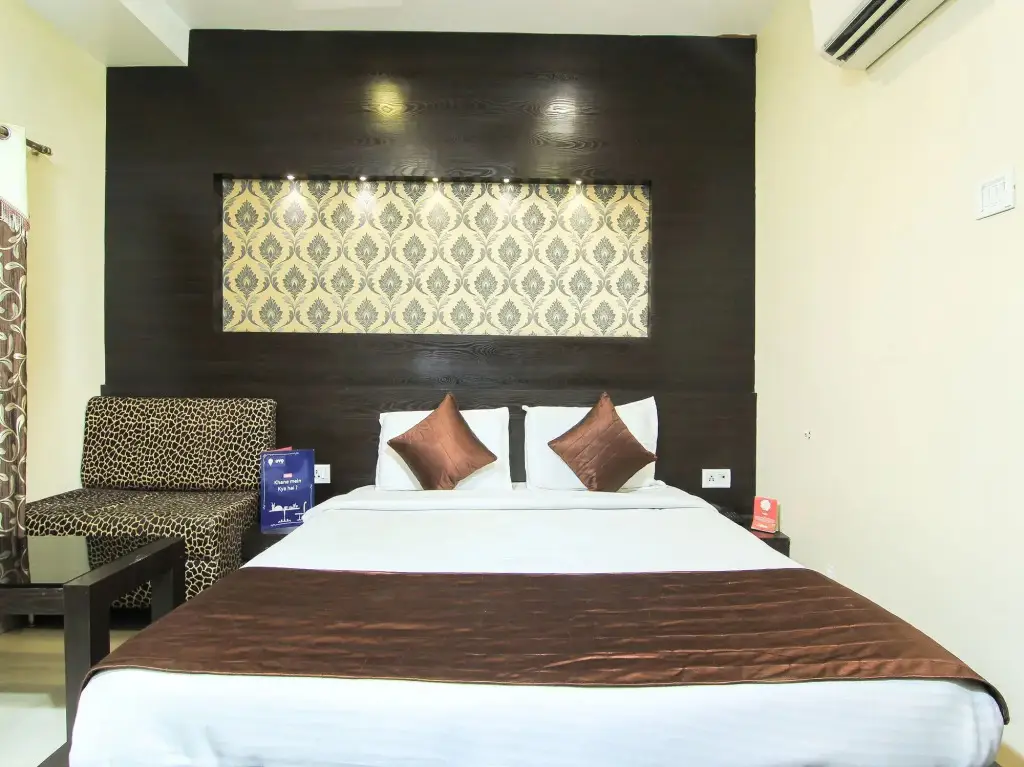 Лакхнау: OYO 2000 Hotel Yash