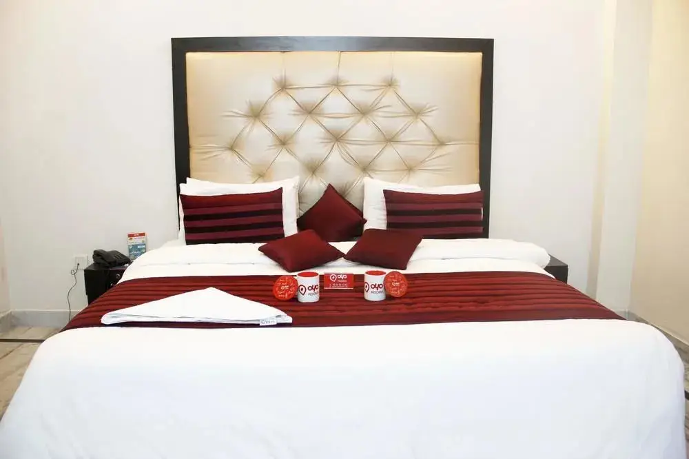 Нойда: OYO Rooms Noida Sector 71 WP Block