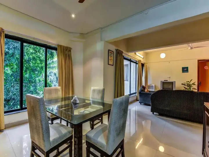 Мумбаи: OYO Apartments Juhu Near ISKCON