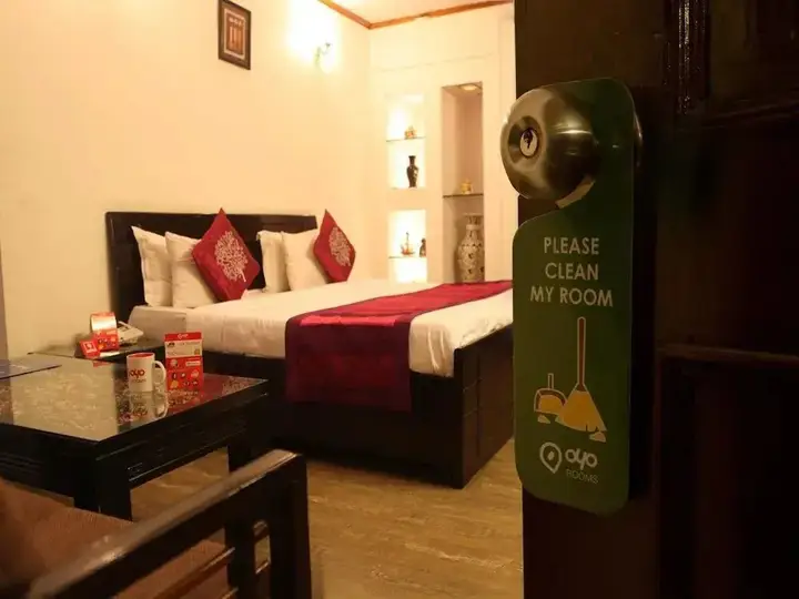 Гуруграм: OYO 2173 Hotel 19 BVM
