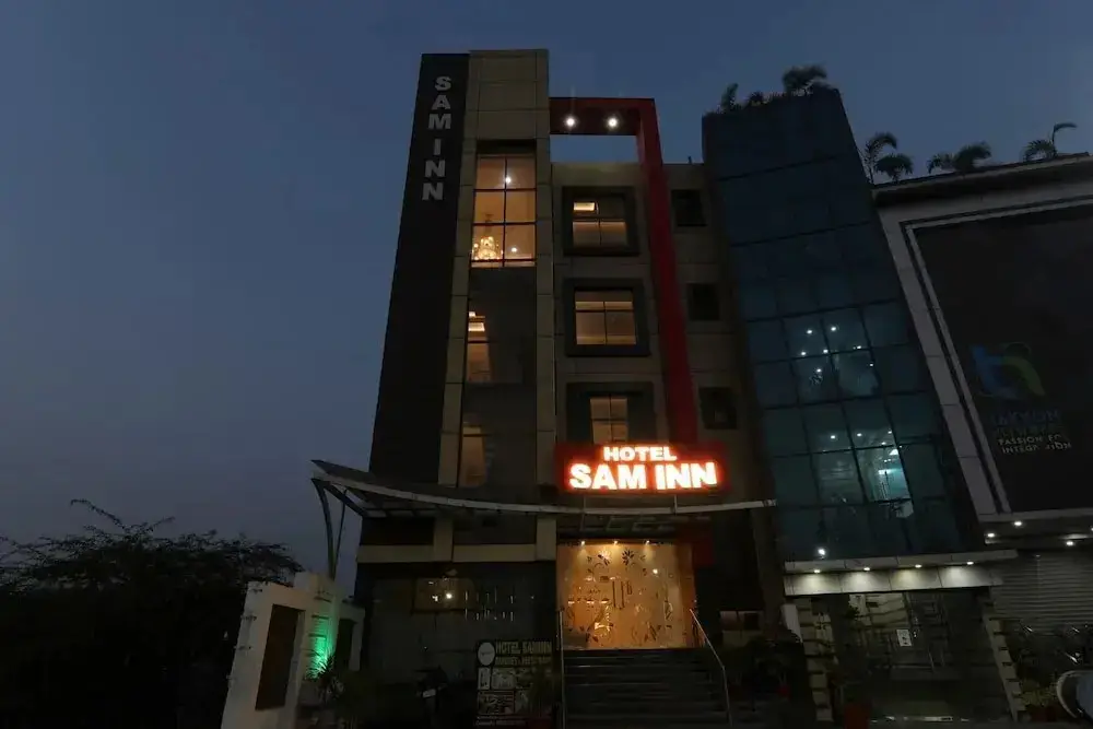 Hotel Impact By OYO Rooms — фото 1