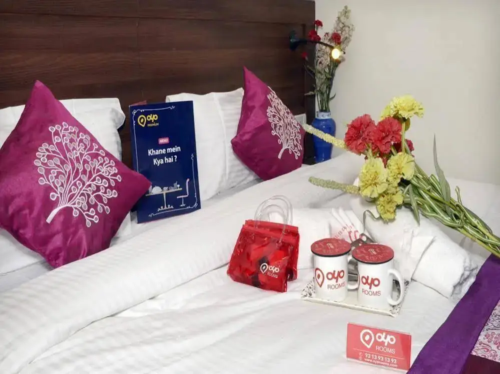 Лакхнау: Hotel Bandhan