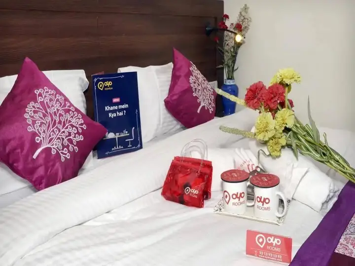 Лакхнау: Hotel Bandhan