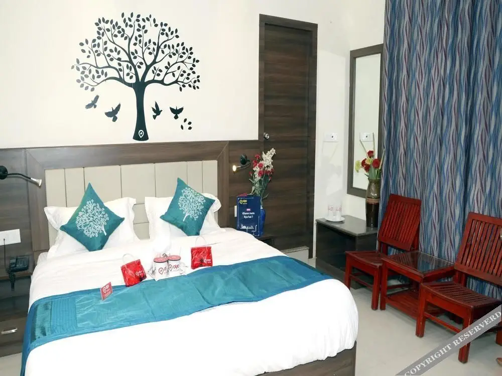 Лакхнау: Hotel Bandhan